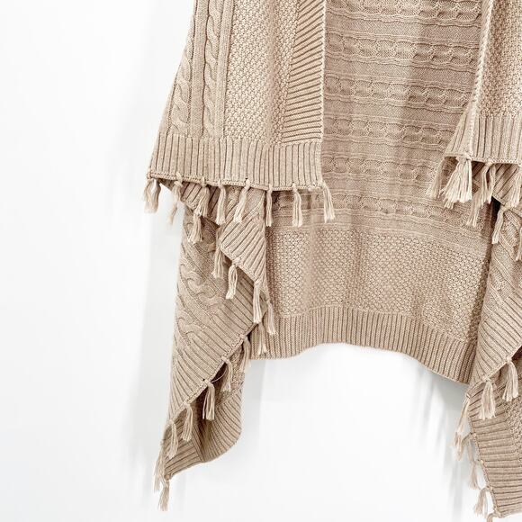 Matilda‎ Jane Mind’s Eye Cable Knit Tassel Sweater Vest in Tan Size Small - Picture 7 of 9